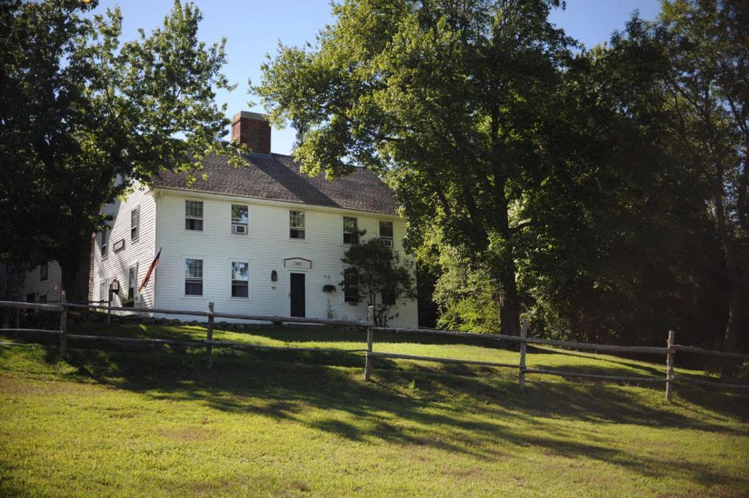 Cedar Hill Farm B & B Essex Екстериор снимка