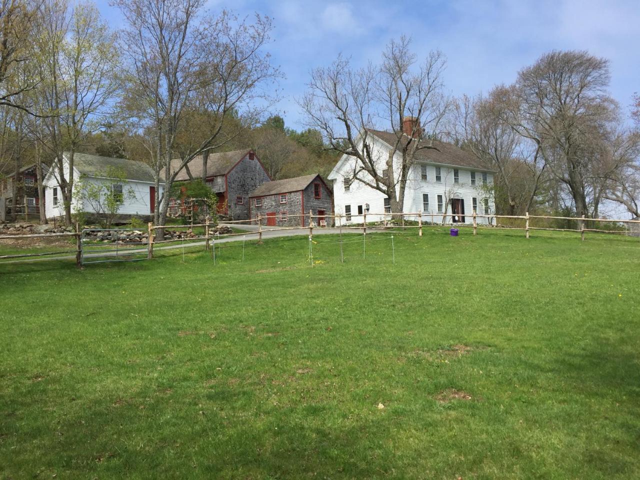 Cedar Hill Farm B & B Essex Екстериор снимка